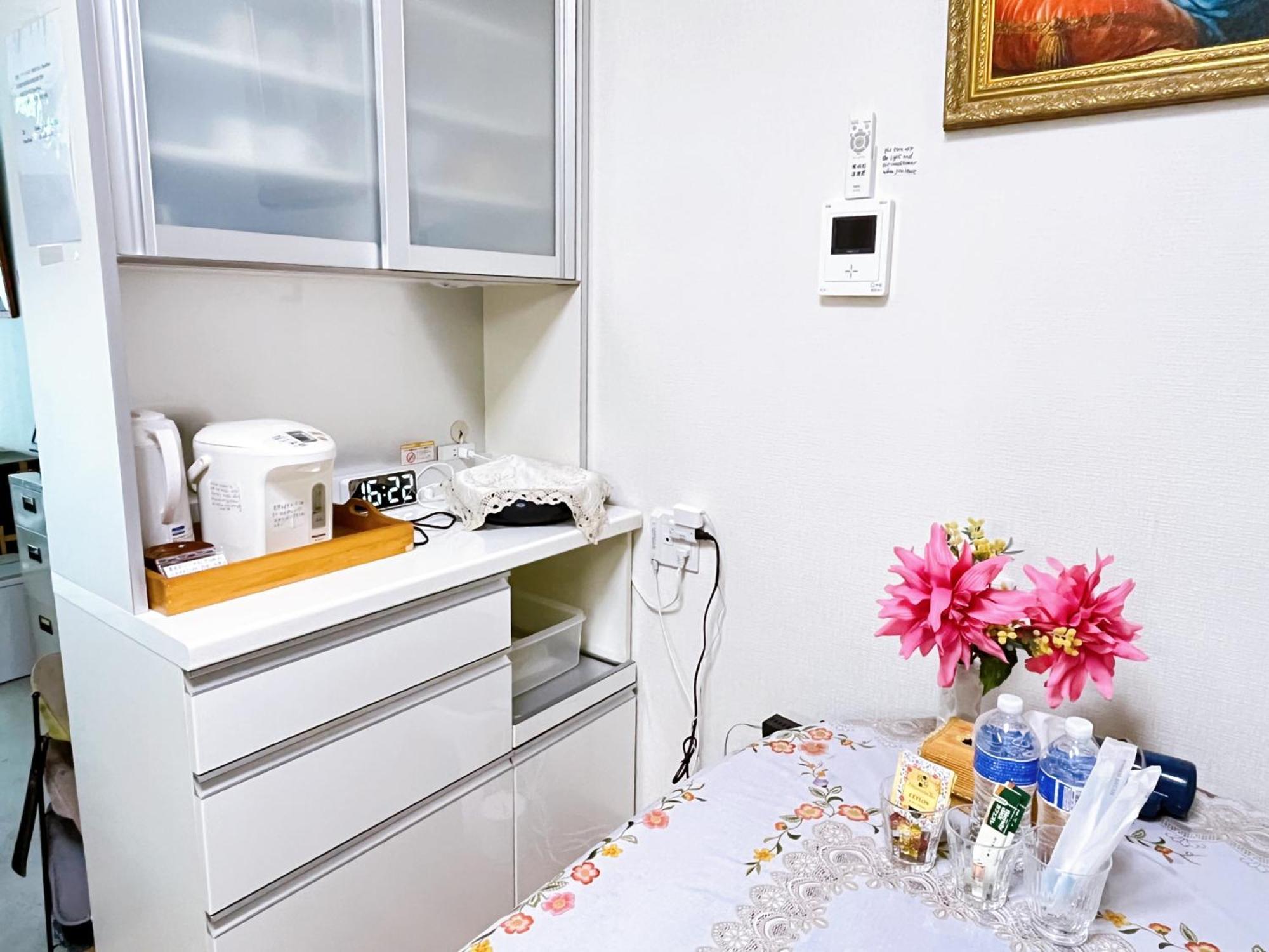 Guesthouse Atelier Ten 民泊アトリエ天 Osaka Eksteriør billede
